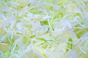 【Q&A】白髪は抜いたらいけないのか？