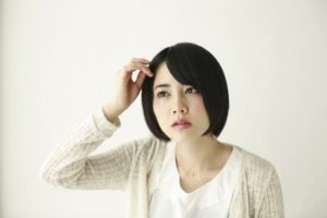 【Q&A】寝る時にパーマがまっすぐになるのは普通ですか？