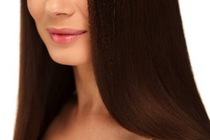 【Q&A】一週間前に縮毛矯正をかけました。もう髪がうねっていて毎日朝アイロンをかけています・・・