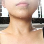 【QandA】夏の時期は髪の毛の手触りが悪くなります。汗をかくと髪は傷んだりしますか?