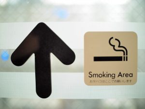 【QandA】タバコって髪の毛に悪いんでしょうか？