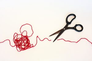 【QandA】ストレートしたら髪がチリチリに。原因は？