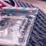 【QandA】髪が水に濡れてる時に日焼けすると余計に傷む?