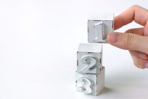 【QandA】カラーした色が気に入らない。染め直す以外に対策は？