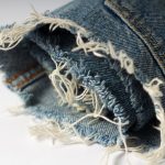 トリートメントで髪の毛が直ったら、洗濯で破れた洋服の穴が塞がるかも