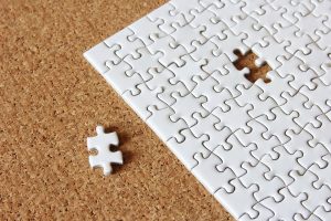 【QandA】前髪だけ縮毛矯正をかけると不自然になりますか？